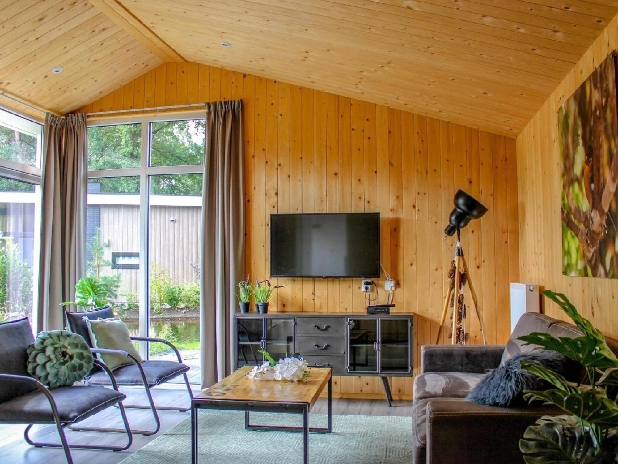 Comfortable Chalet With Combination Microwave Near The Veluwe Hoenderloo Buitenkant foto